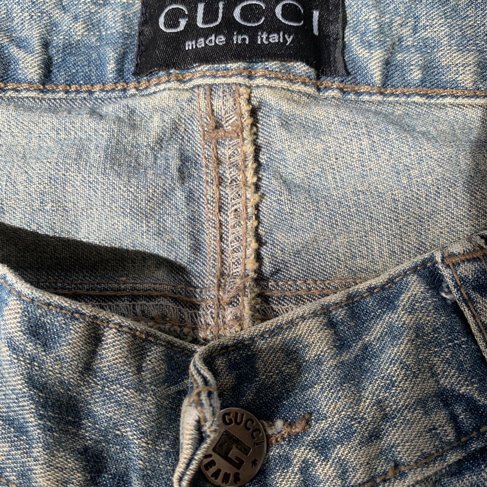 Gucci jeans, like new.